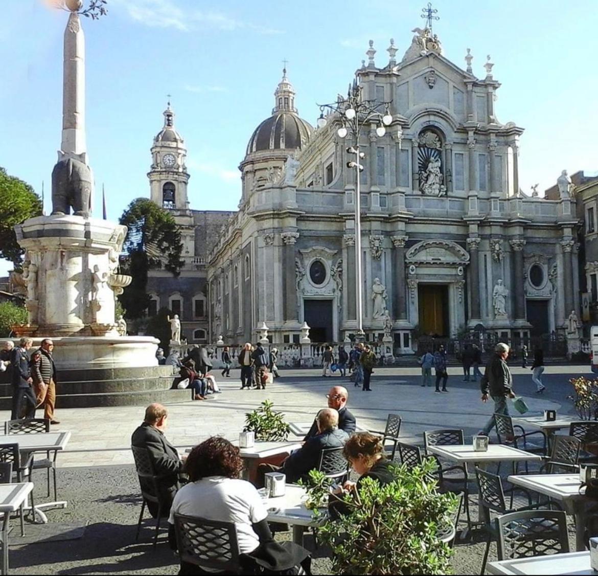 Central House Catania Historic Center Eksteriør bilde